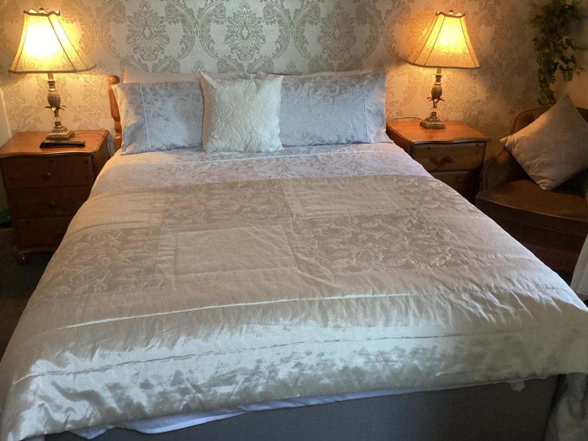 The Old School House B&B Ballinskelligs Eksteriør billede