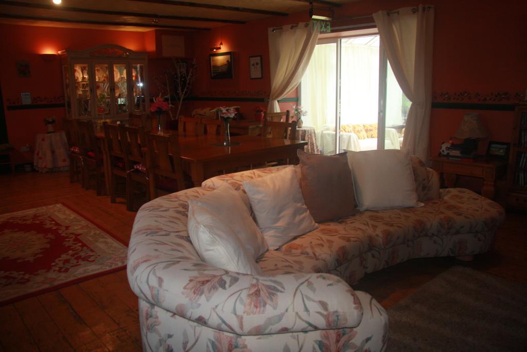 The Old School House B&B Ballinskelligs Eksteriør billede