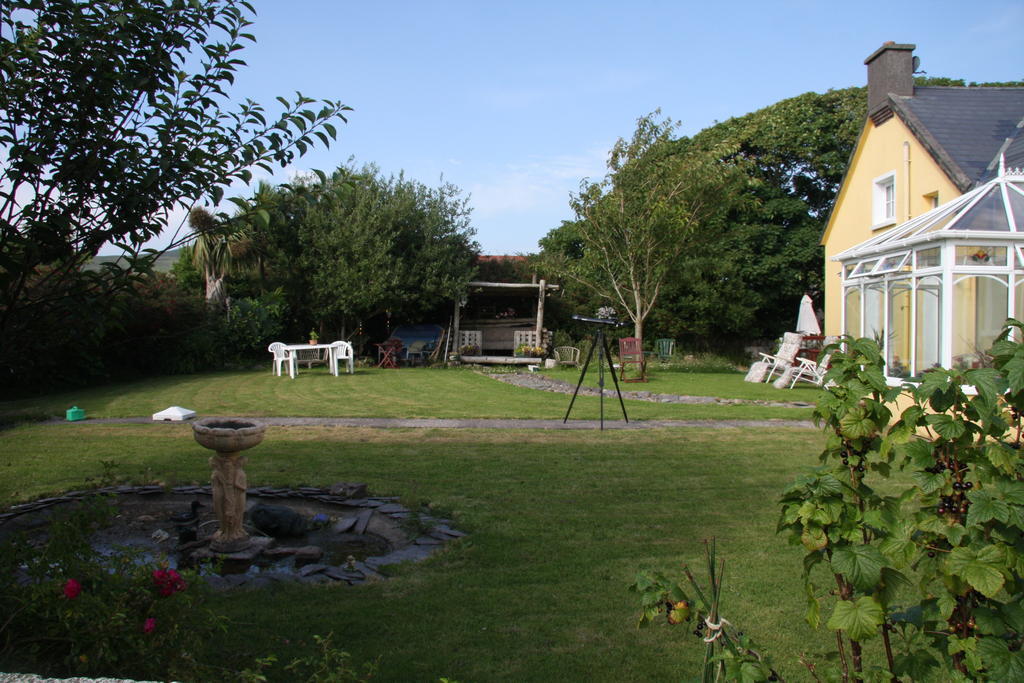 The Old School House B&B Ballinskelligs Eksteriør billede