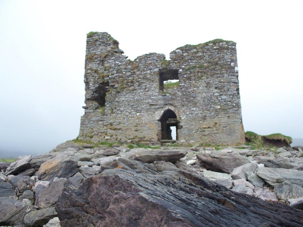 The Old School House B&B Ballinskelligs Eksteriør billede