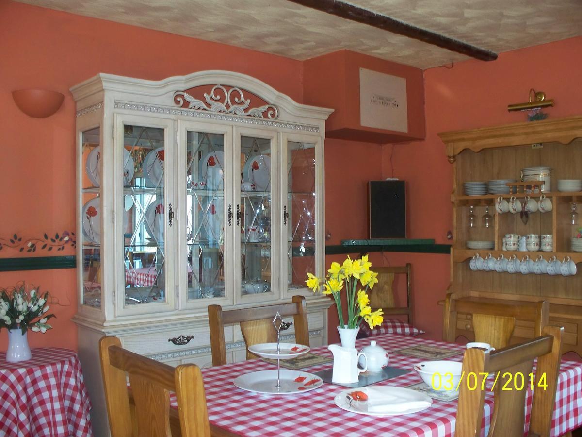 The Old School House B&B Ballinskelligs Eksteriør billede